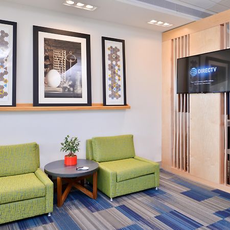 Holiday Inn Express & Suites Trinity By Ihg Buitenkant foto