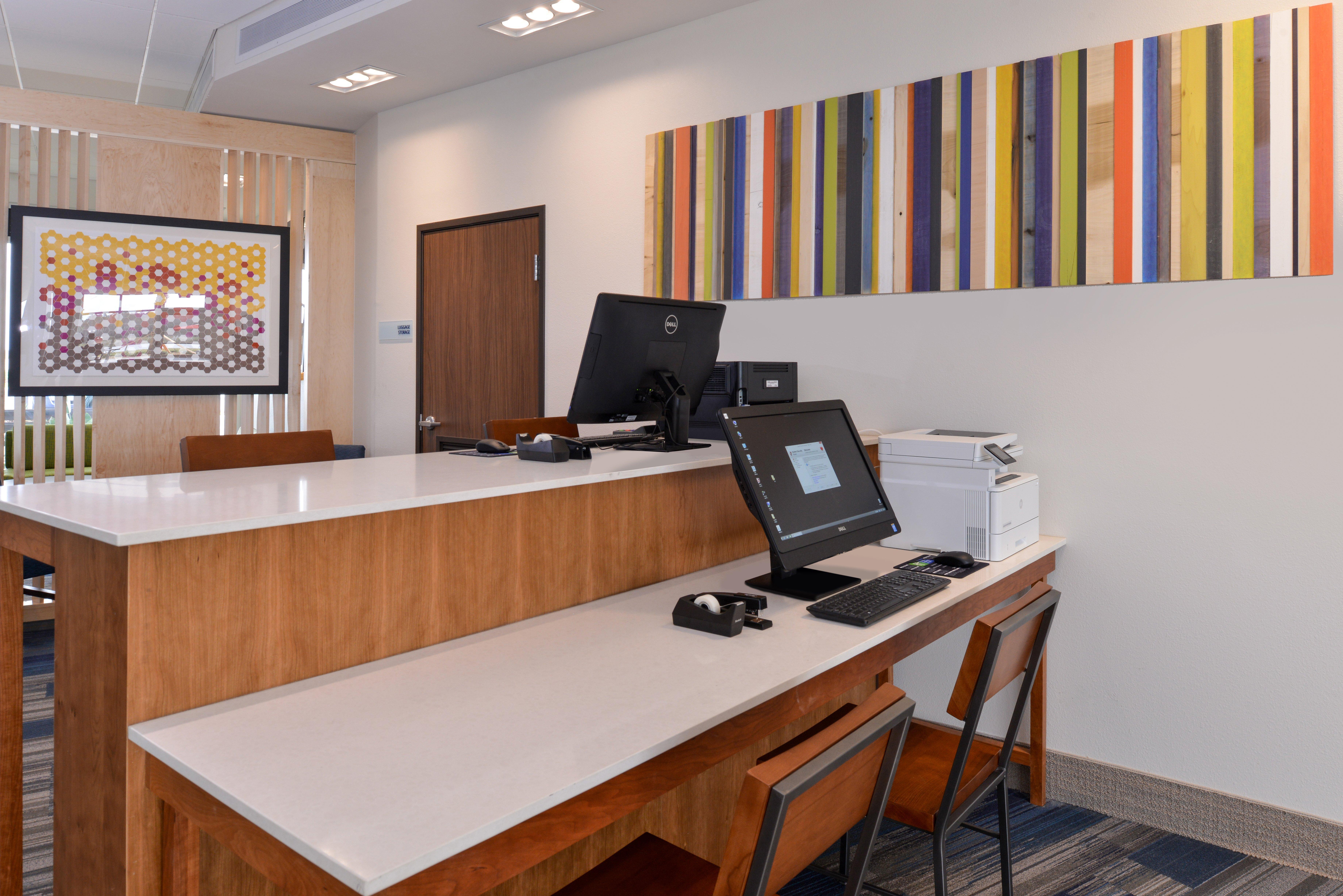 Holiday Inn Express & Suites Trinity By Ihg Buitenkant foto