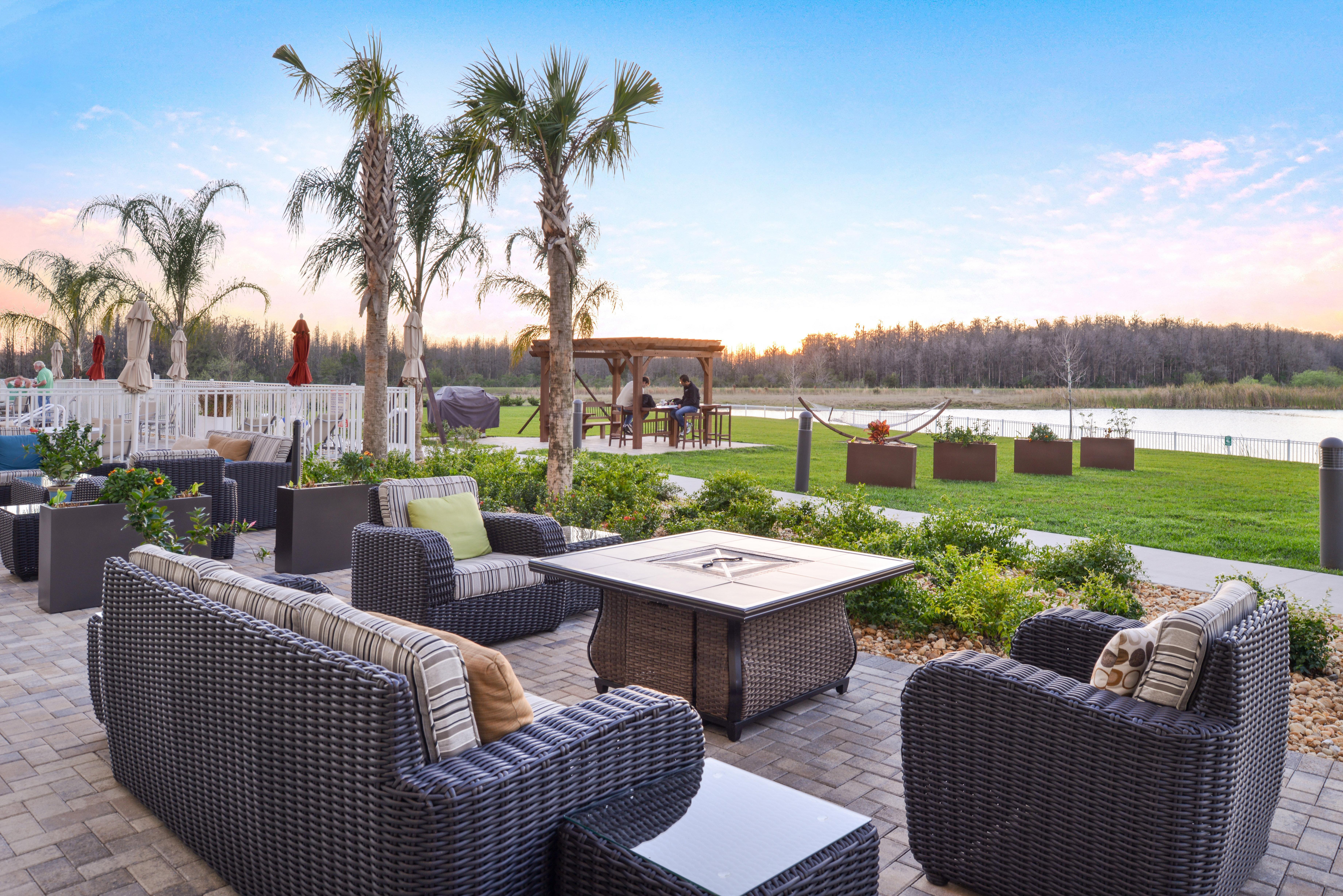 Holiday Inn Express & Suites Trinity By Ihg Buitenkant foto