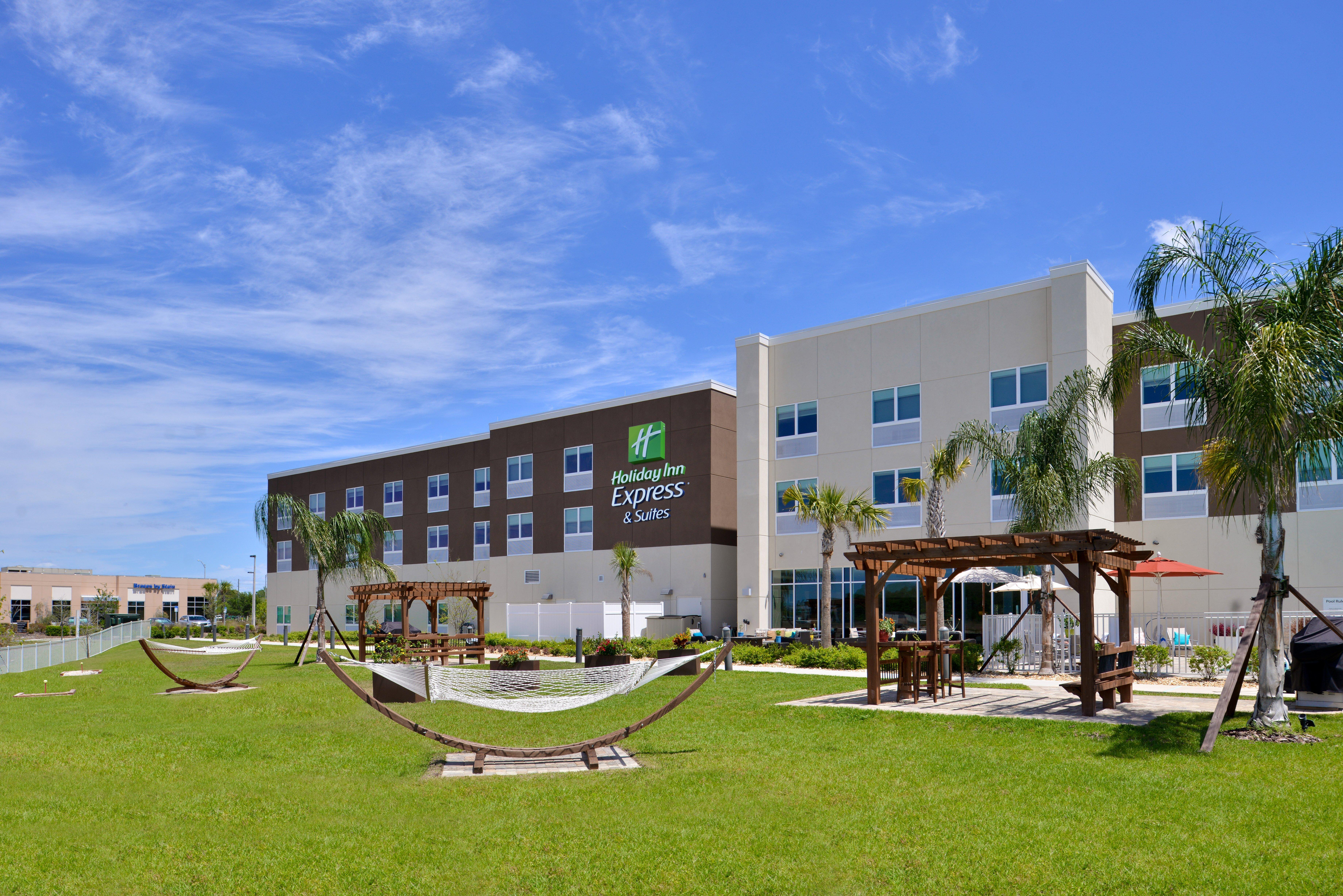 Holiday Inn Express & Suites Trinity By Ihg Buitenkant foto