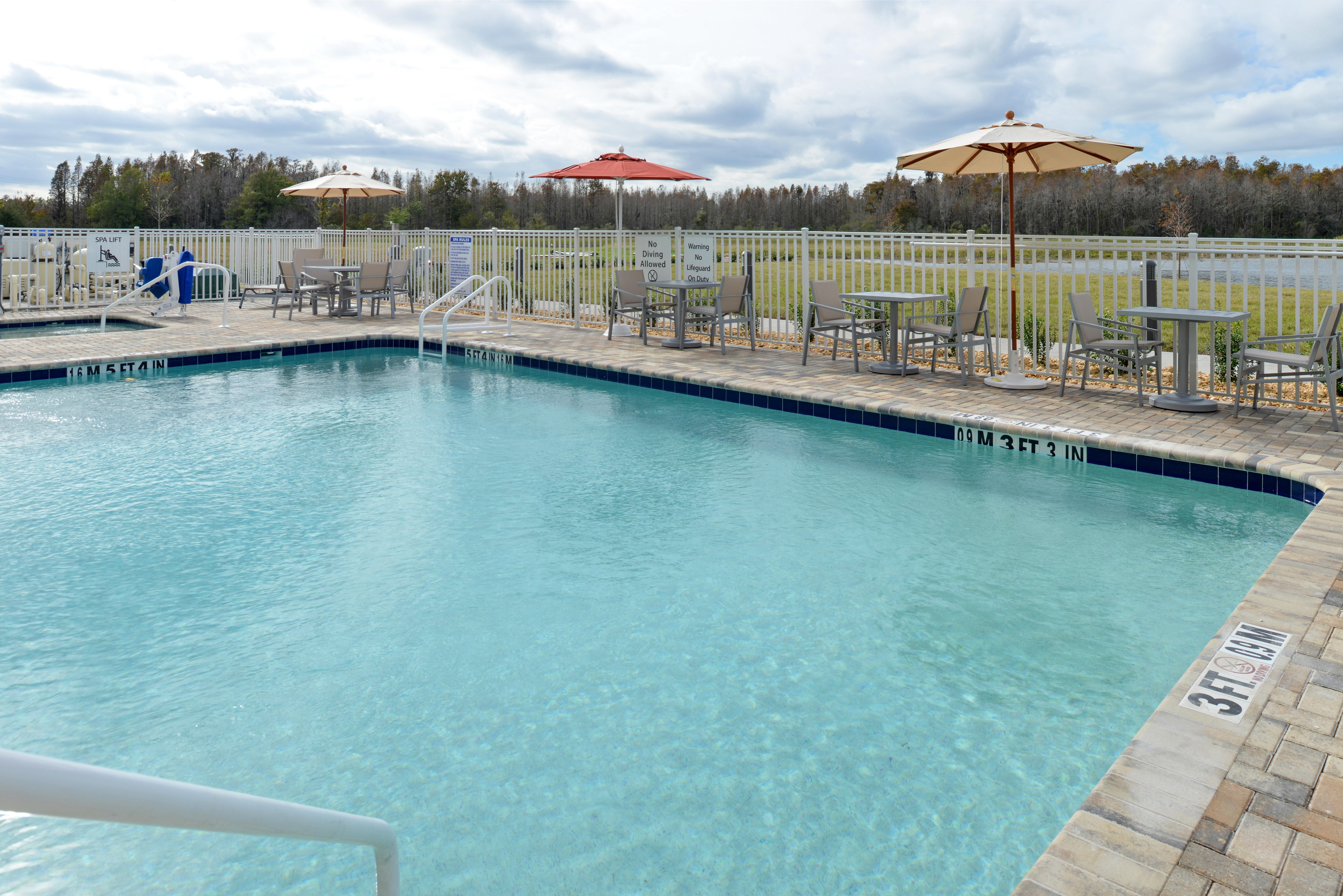 Holiday Inn Express & Suites Trinity By Ihg Buitenkant foto