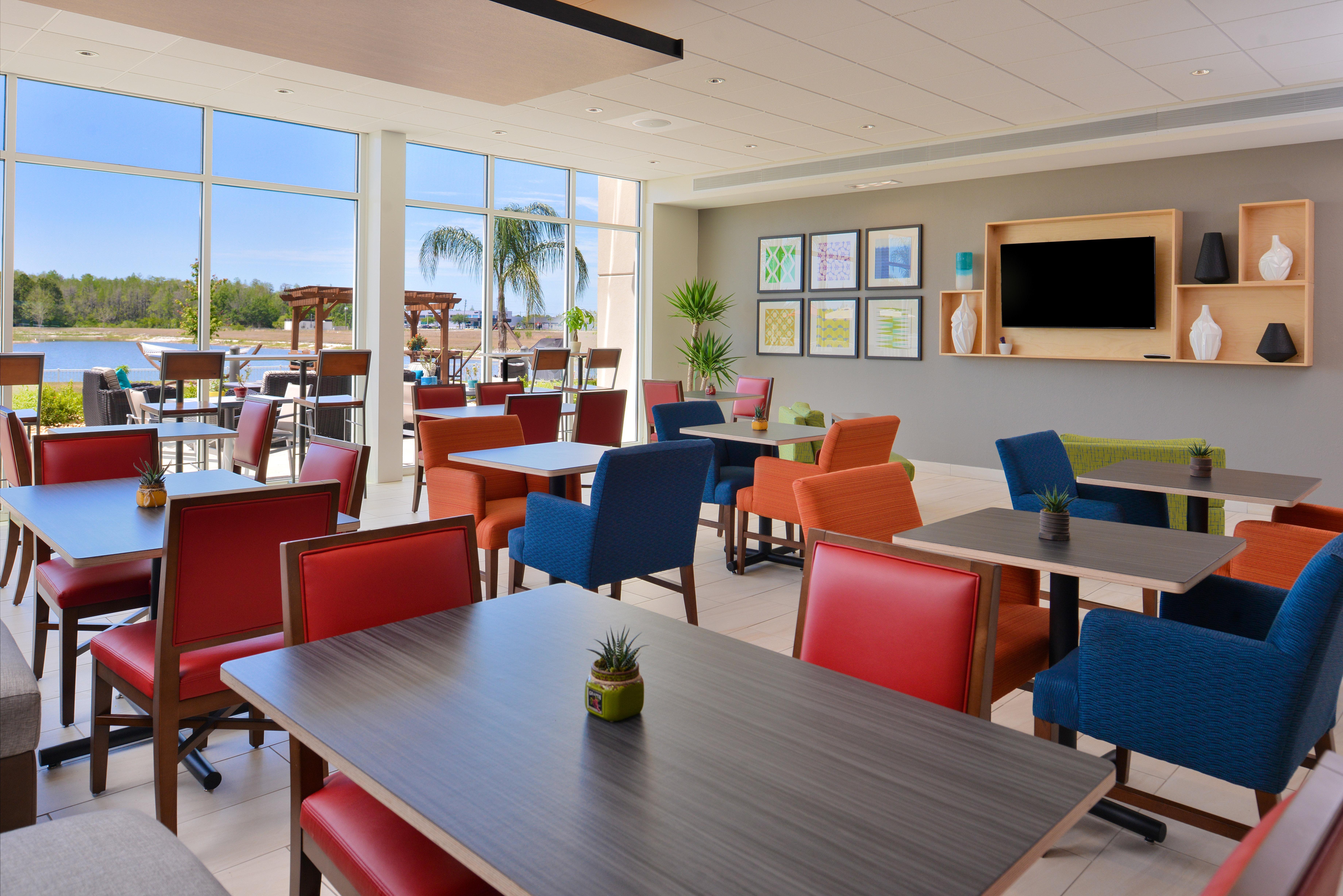 Holiday Inn Express & Suites Trinity By Ihg Buitenkant foto