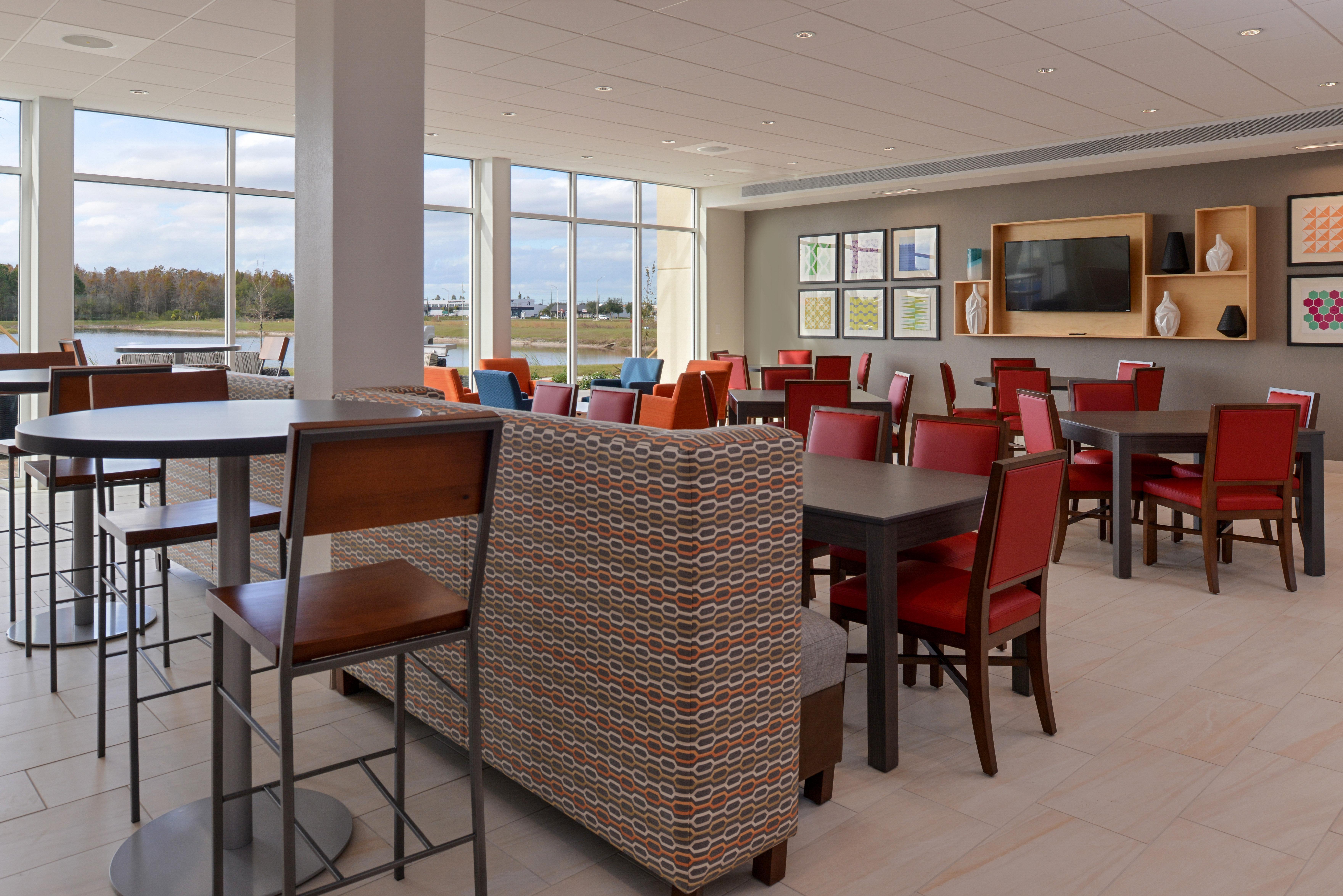 Holiday Inn Express & Suites Trinity By Ihg Buitenkant foto